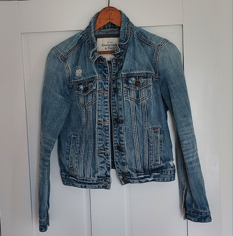 Abercrombie & Fitch Jean Jacket, Small